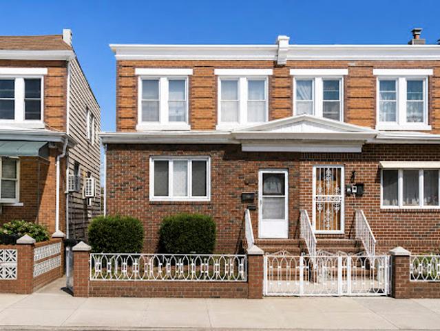 Property for sale in Arverne, New York