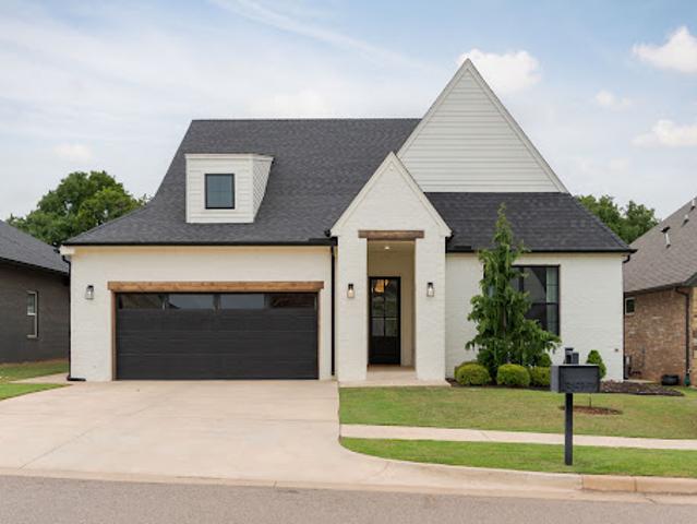 Property for sale in Edmond, Oklahoma