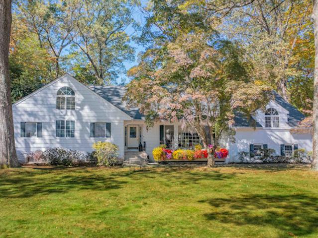 Property for sale in Franklin Lakes, New Jersey