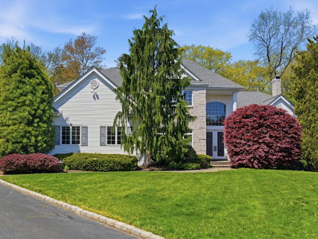 Property for sale in Huntington, New York