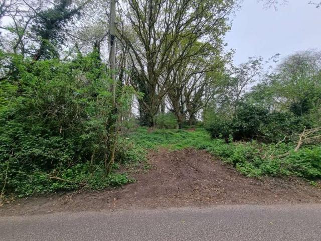 Property for sale in Chelmondiston, Suffolk