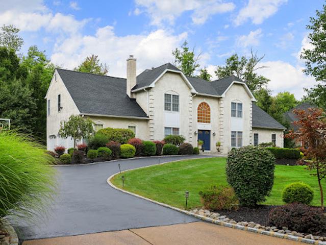 House for sale in Warren Township, Somerset County