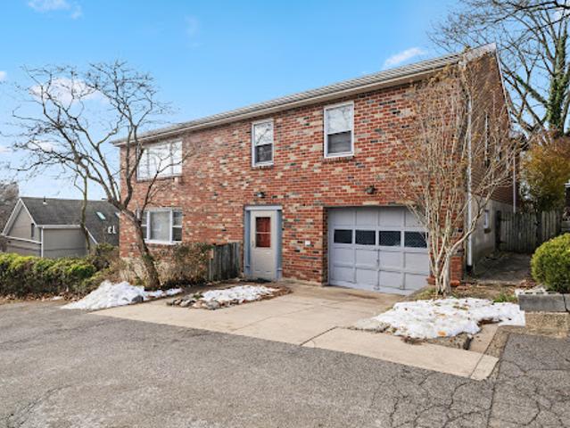 Property for sale in The Bronx, Arverne