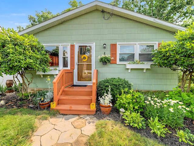 Property for sale in Lanoka Harbor, New Jersey