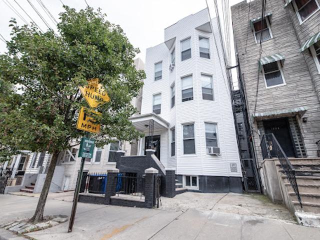 Property for sale in Hudson, New Jersey