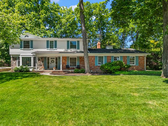 Property for sale in West Bloomfield, Michigan