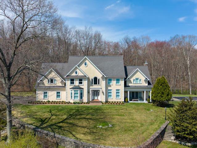 Property for sale in Woodbury, Connecticut