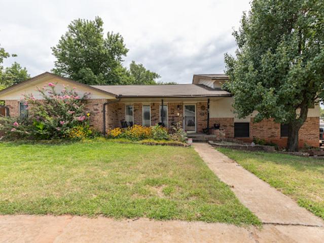 Property for sale in Mustang, Oklahoma