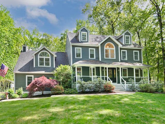 Property for sale in Dunstable, Massachusetts
