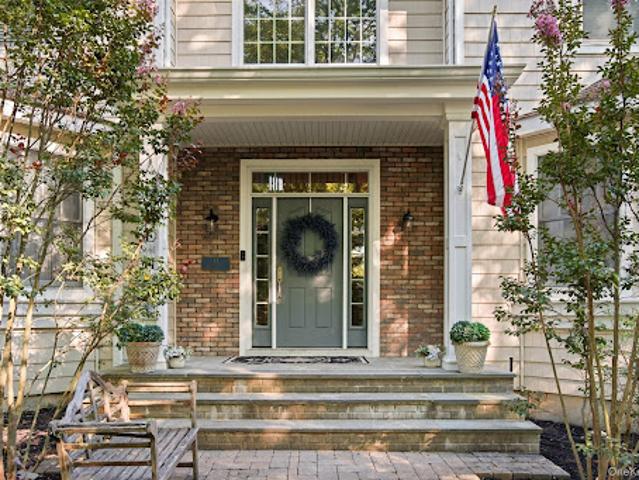 Property for sale in Huntington, New York