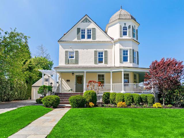 Property for sale in Mamaroneck, New York