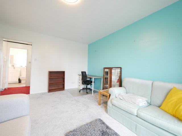 Apartment for rent in Leith, Scotland