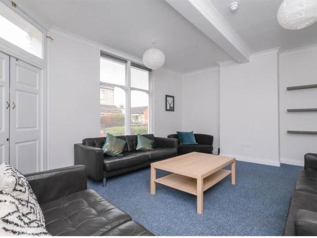 Room for rent in Heigham Grove, East Bank
