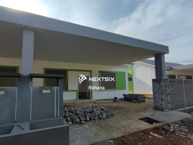 Shop for sale in Sibu Laut