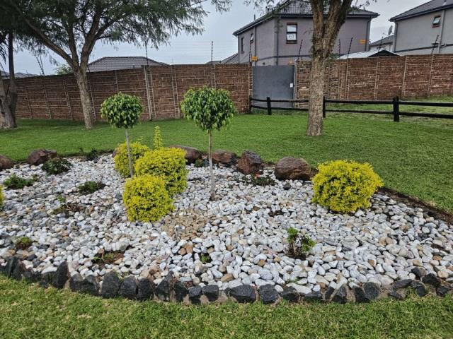 House for rent in Waterkloof, Gauteng