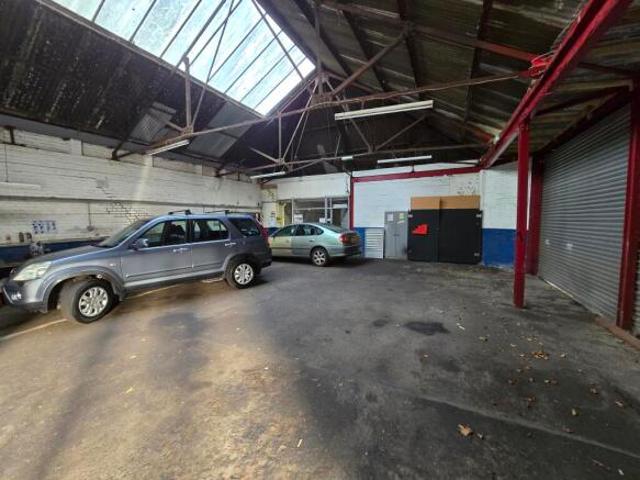 Commercial for rent in Finsbury Park, Greater London