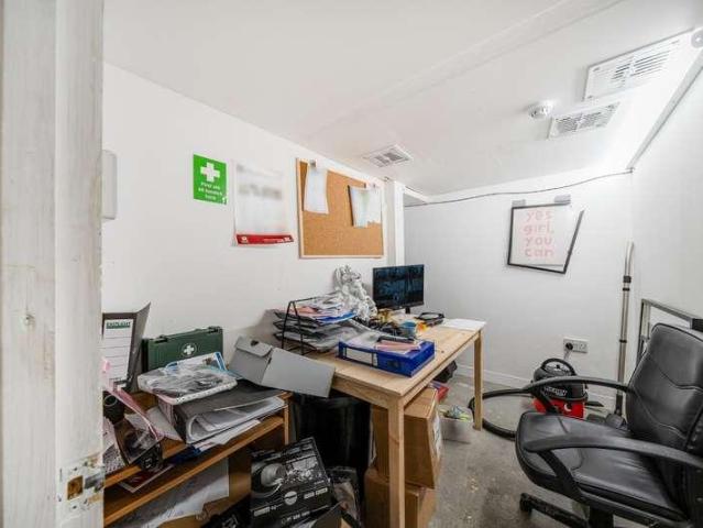 Property for sale in Glyndon, Plumstead