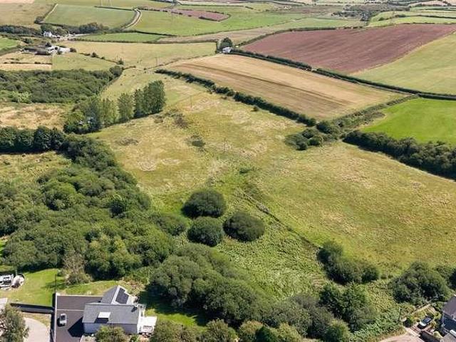 Property for sale in Roose, Stank