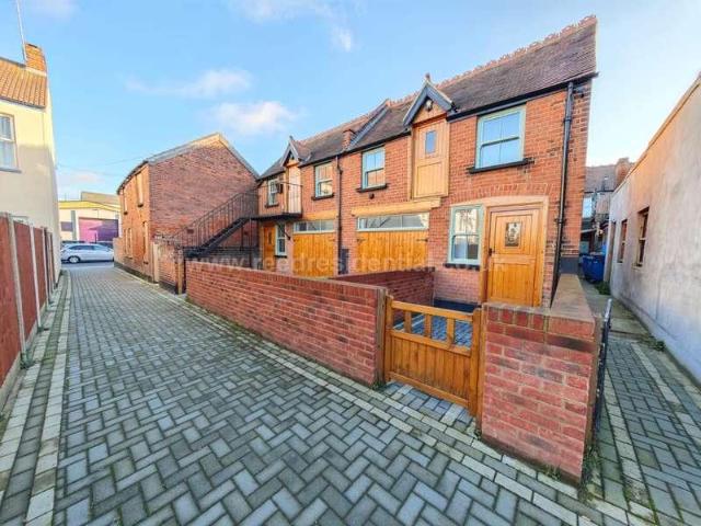 Property for sale in Alton Barnes, Essex
