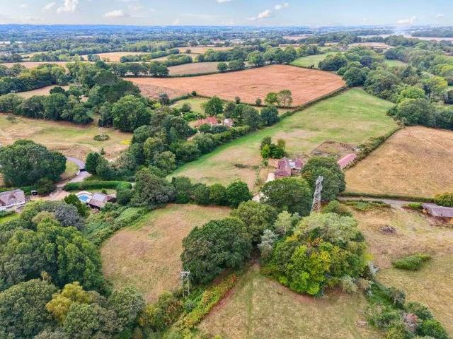Property for sale in Carter's Clay, Test Valley