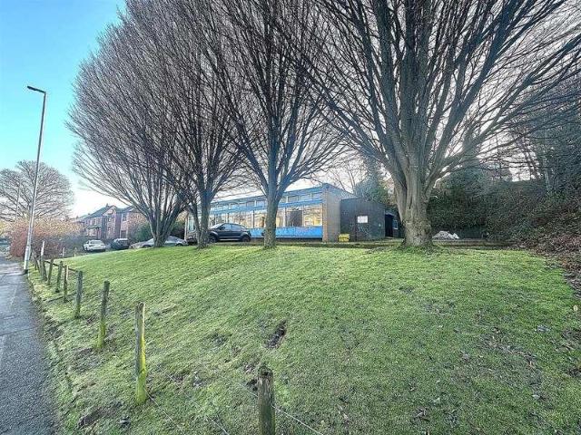 Property for sale in Kirkstall, West Yorkshire