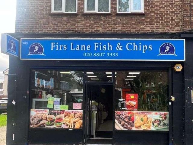 Property for sale in Bowes, Greater London