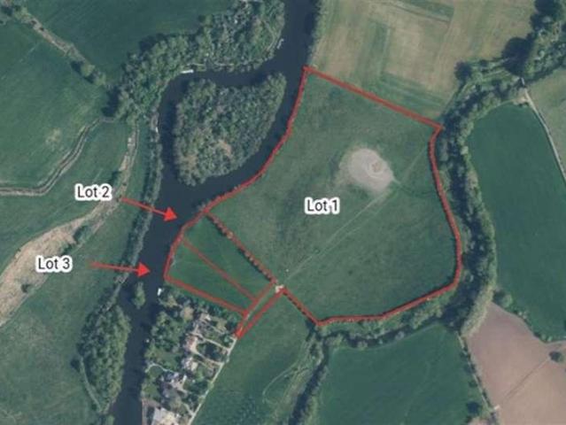 Property for sale in Charvil