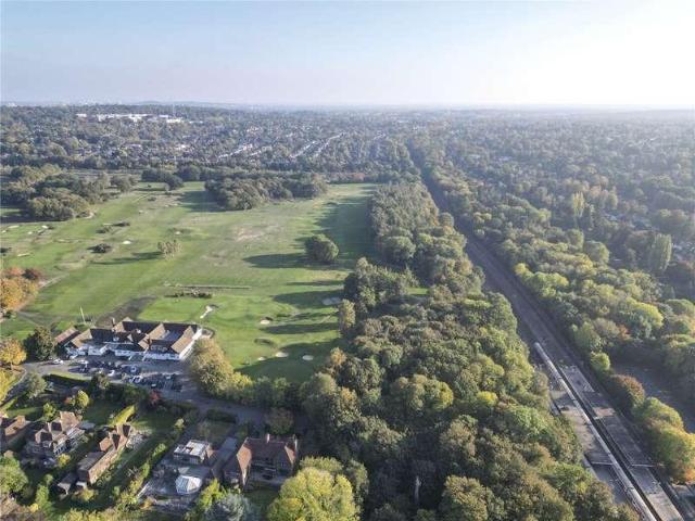 Property for sale in Batchworth