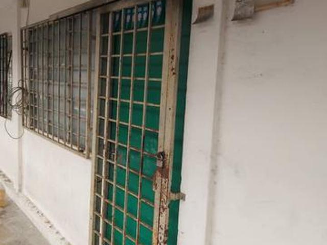 Flat for sale in Petaling, Damansara Damai