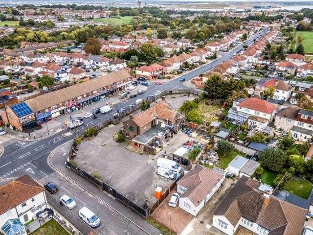 Property for sale in Lessness Heath, Cat Hill
