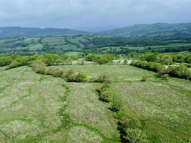 Property for sale in Llanddeusant, Wales