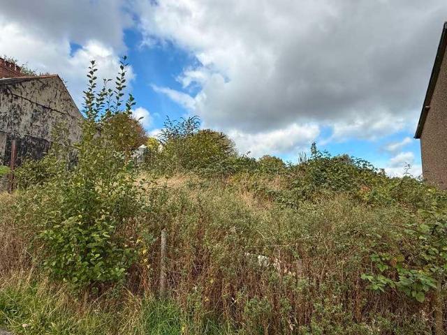 Property for sale in Tranch, Pontypool