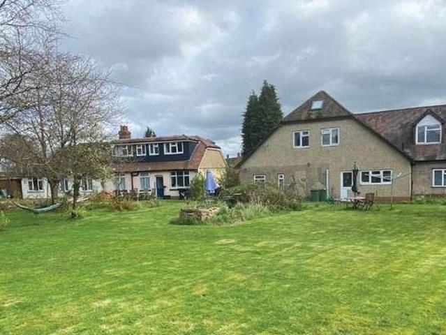 House for sale in Luton, Stopsley