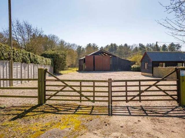 Property for sale in Chelmondiston, Suffolk