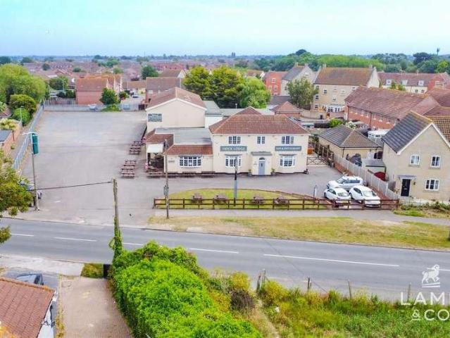 Property for sale in Dale Hill, Essex