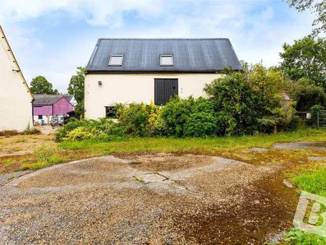 Property for sale in Chipping Hill, Essex