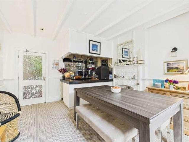Property for sale in Livermead