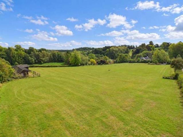 Property for sale in Wolverley, Rushock