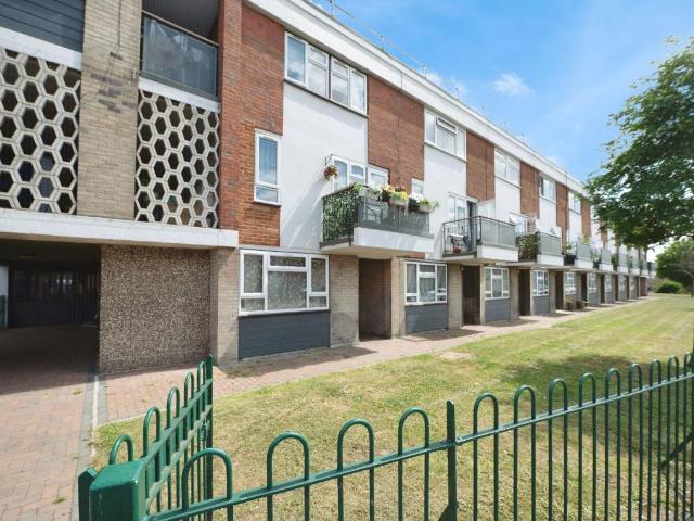 Property for sale in South Hornchurch, Greater London