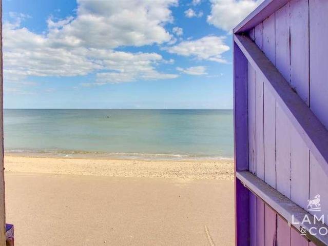 Property for sale in Holland-on-Sea, Dale Hill