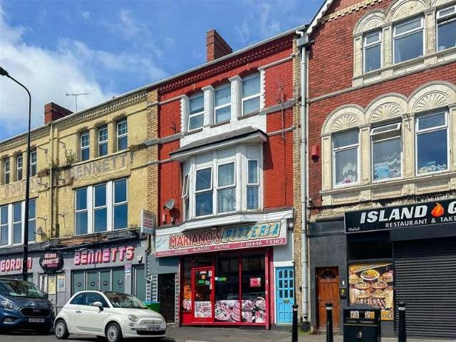 Property for sale in The Knap, Barry