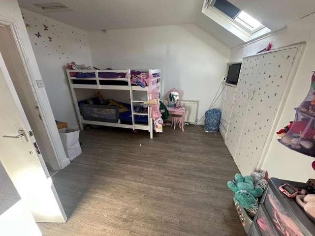 Property for sale in Pudsey, West Yorkshire
