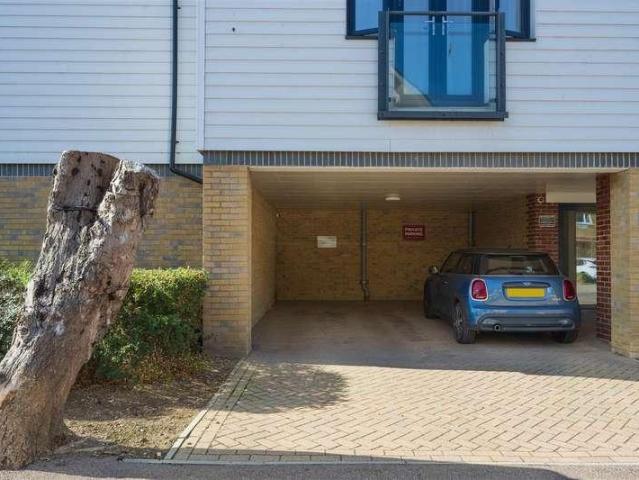 Property for sale in Tankerton, Canterbury