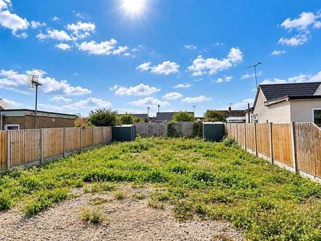 Property for sale in Studd Hill, Canterbury