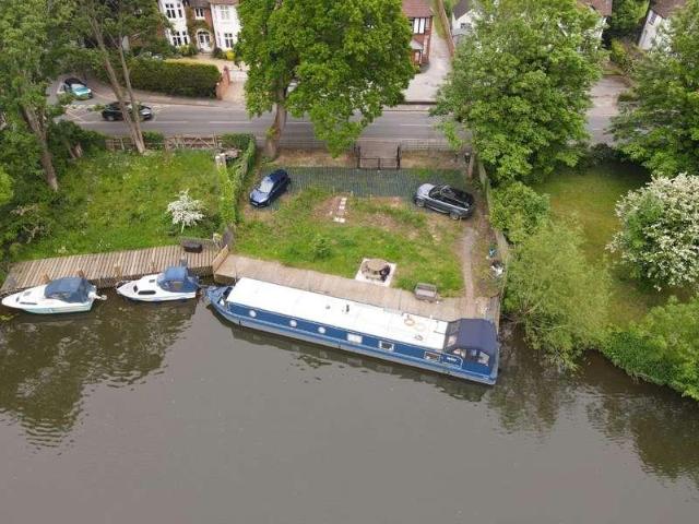 Property for sale in Tiddington, Alderminster