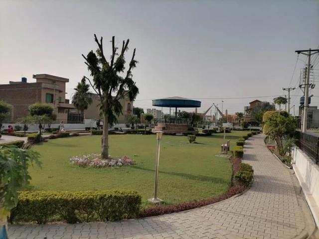 Land for sale in علی آباد, لاہور ڈویژن