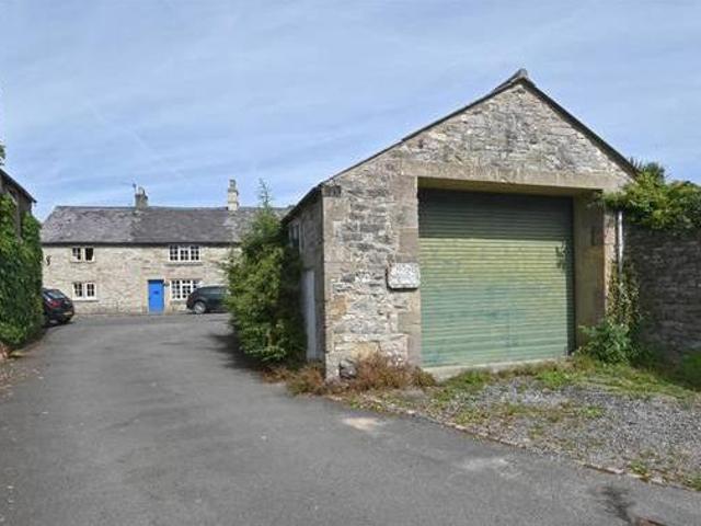 House for rent in Froggatt, East Midlands