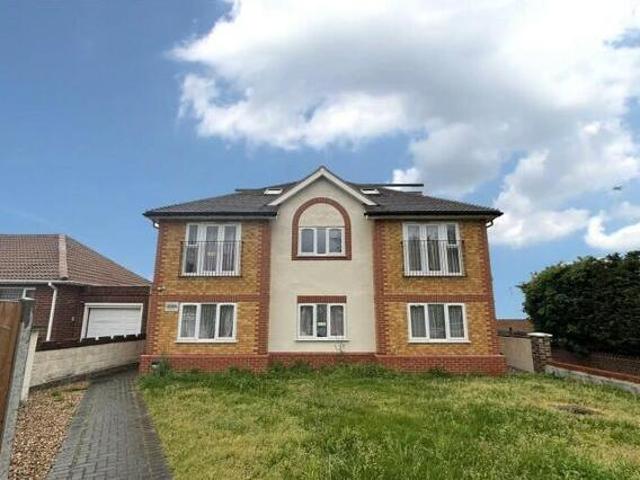 House for sale in Gravesend, Gravesham