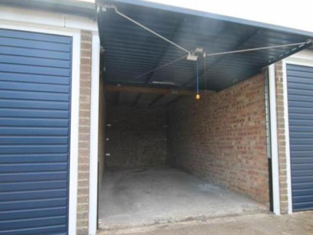 House for sale in Perryfields, West Sussex