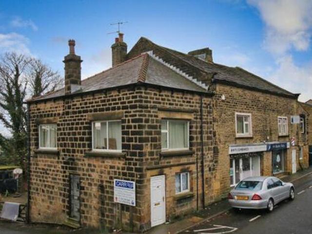 House for sale in Farsley, West Yorkshire